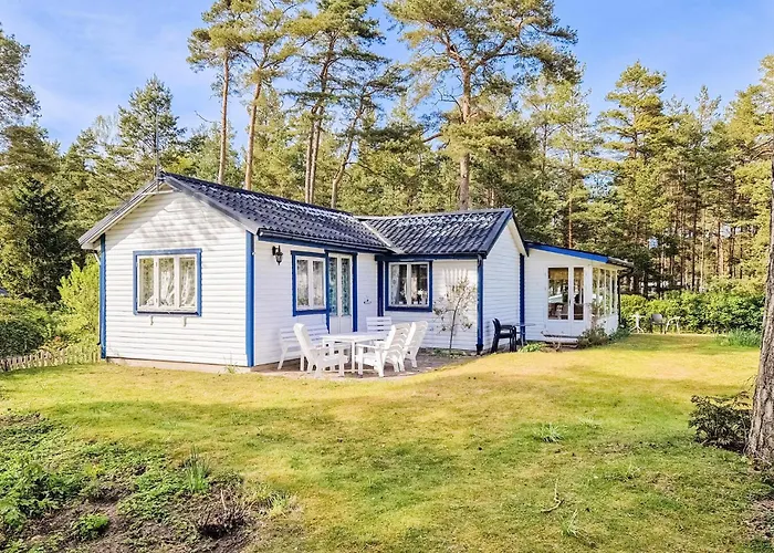 Casa Acogedora De 1 Dormitorio En Åhus